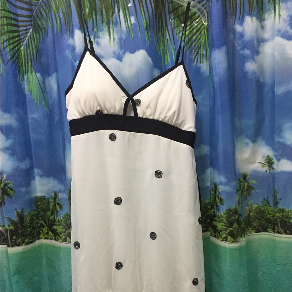 Women’s dress